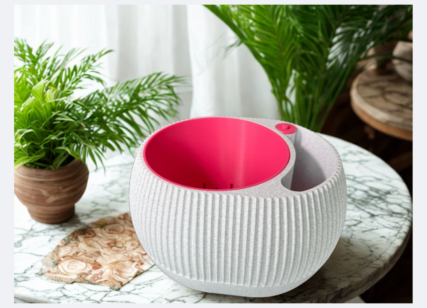 Elegant Self-Watering Planter with Clear Water Gauge